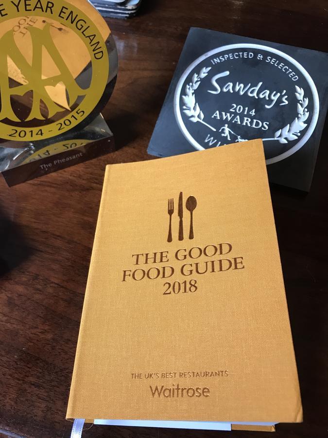 The Pheasant Public House & Hotel Gestingthorpe Kültér fotó